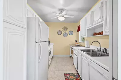 2360 SW 22nd Avenue #402, Delray Beach, FL 33445 - Photo 12