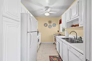 2360 SW 22nd Ave, Delray Beach, FL 33445 - Photo 12