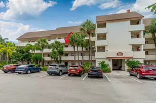 12524 Shoreline Dr, Wellington, FL 33414 - Photo 1