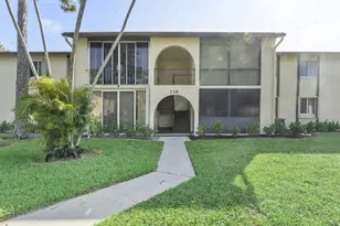 116 Lake Pine Cir, Greenacres, FL 33463 - Photo 4