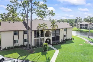 116 Lake Pine Cir, Greenacres, FL 33463 - Photo 2