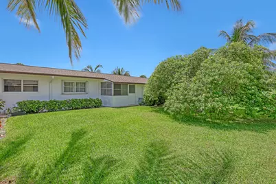 2940 Crosley Drive E, West Palm Beach, FL 33415 - Photo 20