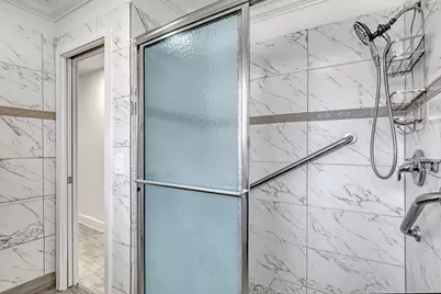 2940 Crosley Drive E, West Palm Beach, FL 33415 - Photo 10
