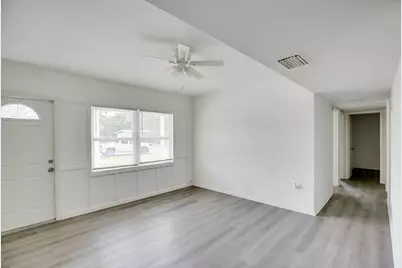 1625 30th Avenue, Vero Beach, FL 32960 - Photo 6
