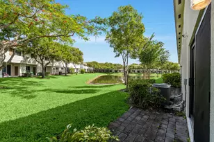 6001 Woods Edge Cir, Riviera Beach, FL 33410 - Photo 30