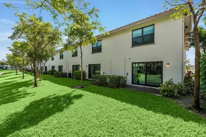 6001 Woods Edge Circle, Riviera Beach, FL 33410 - Photo 34