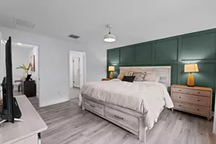 6001 Woods Edge Cir, Riviera Beach, FL 33410 - Photo 20