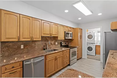 317 NE 3rd Avenue, Dania Beach, FL 33004 - Photo 18