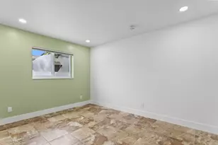 317 NE 3rd Ave, Dania Beach, FL 33004 - Photo 28
