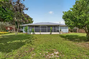 2231 SE Glover St, Port Saint Lucie, FL 34984 - Photo 38