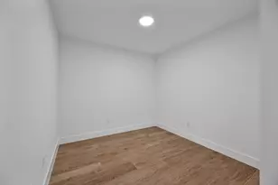 3034 Oak Ave, Miami, FL 33133 - Photo 10