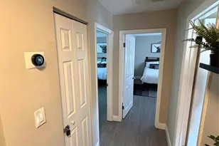 608 NE 29th Dr, Wilton Manors, FL 33334 - Photo 14