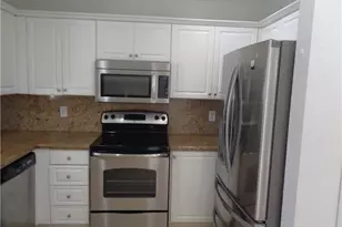 11379 NW 34th Pl, Sunrise, FL 33323 - Photo 12