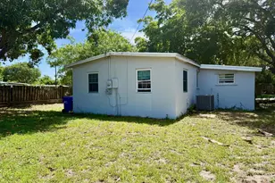 4520 NE 16th Ave, Pompano Beach, FL 33064 - Photo 10
