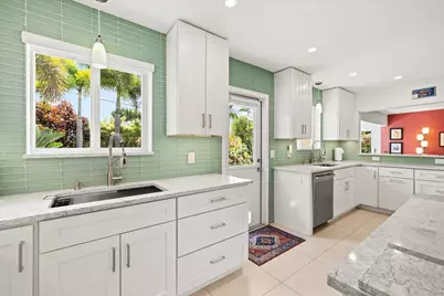 4410 NE 17th Avenue, Oakland Park, FL 33334 - Photo 6