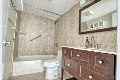 4254 D Este Court #304, Lake Worth, FL 33467 - Photo 8