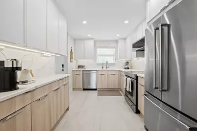 511 Bayshore Drive #603, Fort Lauderdale, FL 33304 - Photo 4