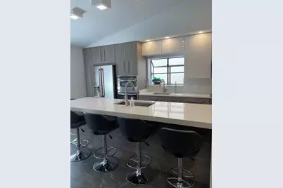 10 Columbia Court, Deerfield Beach, FL 33442 - Photo 6