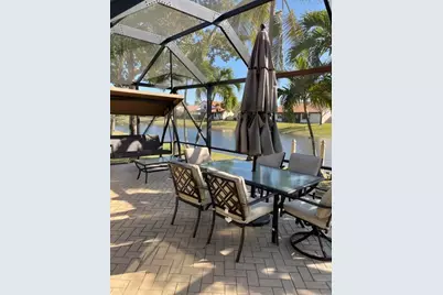 10 Columbia Court, Deerfield Beach, FL 33442 - Photo 24