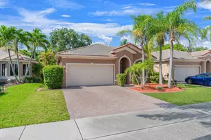 3772 Pebblebrook Ct, Coconut Creek, FL 33073 - Photo 4