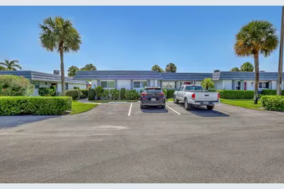 2886 Fernley Drive E #5, West Palm Beach, FL 33415 - Photo 2