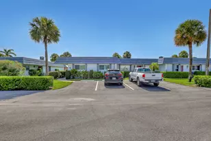2886 Fernley Dr E, West Palm Beach, FL 33415 - Photo 2