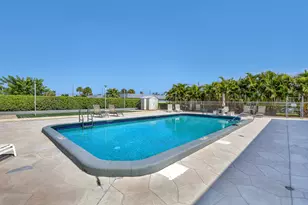 2886 Fernley Dr E, West Palm Beach, FL 33415 - Photo 30