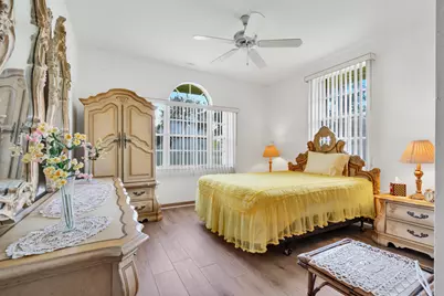420 18th Avenue NE, Naples, FL 34120 - Photo 22