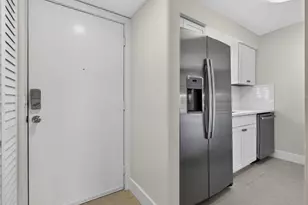 12020 W Greenway Dr, Royal Palm Beach, FL 33411 - Photo 6