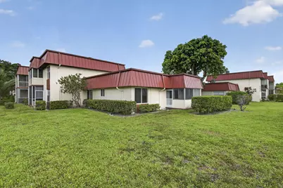 12020 W Greenway Drive #101, Royal Palm Beach, FL 33411 - Photo 4