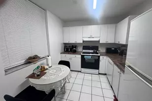 2830 Somerset Dr, Lauderdale Lakes, FL 33311 - Photo 6
