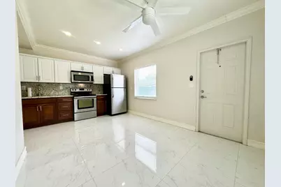 1041 NE 16th Avenue #W, Fort Lauderdale, FL 33304 - Photo 2