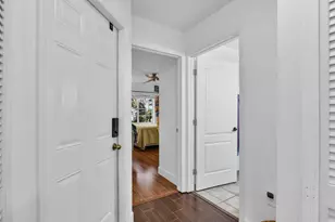651 SW 176th Ave, Pembroke Pines, FL 33029 - Photo 14