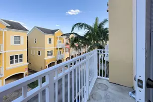 2322 Vintage Dr, Lighthouse Point, FL 33064 - Photo 10