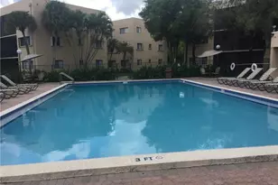 8065 SW 107th Ave, Miami, FL 33173 - Photo 2