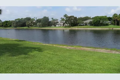 18480 SE Lakeside Drive, Jupiter, FL 33469 - Photo 30