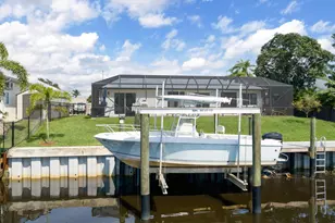 314 NE Surfside Ave, Port Saint Lucie, FL 34983 - Photo 2