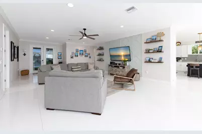314 NE Surfside Avenue, Port Saint Lucie, FL 34983 - Photo 8