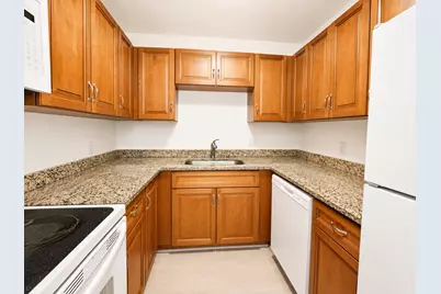 2201 NE 36th Street #208, Lighthouse Point, FL 33064 - Photo 12
