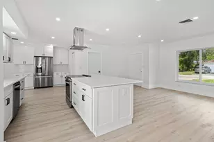 970 SW 7th St, Boca Raton, FL 33486 - Photo 12