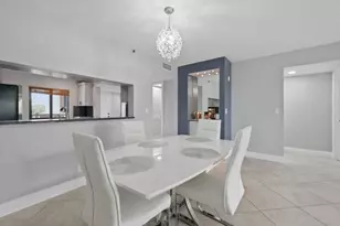 2206 S Cypress Bend Dr, Pompano Beach, FL 33069 - Photo 6