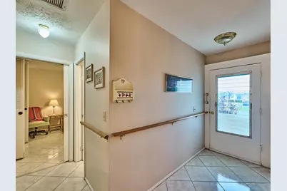 2804 Crosley Drive E #F, West Palm Beach, FL 33415 - Photo 4