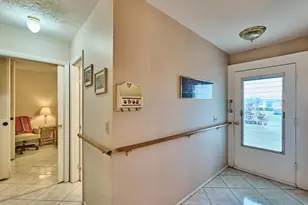 2804 Crosley Dr E, West Palm Beach, FL 33415 - Photo 4