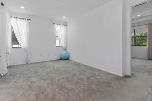 11824 SW 13th Ct, Pembroke Pines, FL 33025 - Photo 32