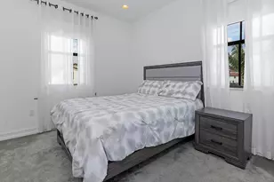 11824 SW 13th Ct, Pembroke Pines, FL 33025 - Photo 30