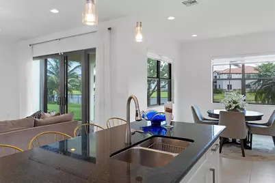 11824 SW 13th Court, Pembroke Pines, FL 33025 - Photo 18
