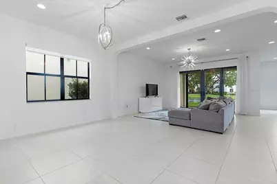11824 SW 13th Court, Pembroke Pines, FL 33025 - Photo 10