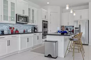 11824 SW 13th Ct, Pembroke Pines, FL 33025 - Photo 16