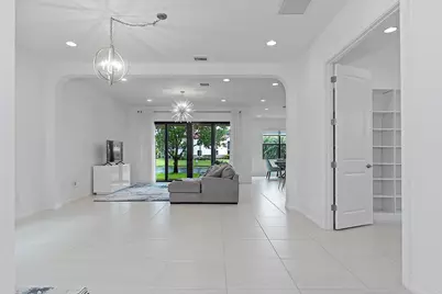 11824 SW 13th Court, Pembroke Pines, FL 33025 - Photo 4