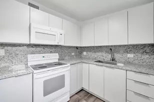 1628 NW 11th St, Fort Lauderdale, FL 33311 - Photo 10